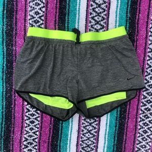 Nike Dri Fit relaxed shorts size M